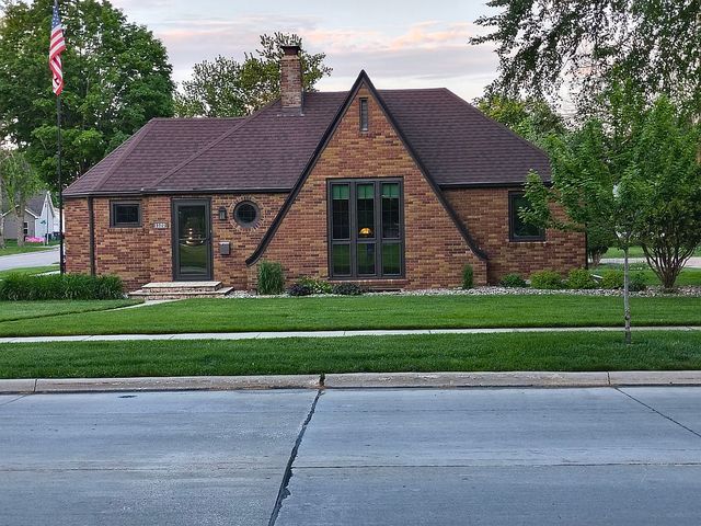 1120 4th Ave W, Spencer, IA 51301