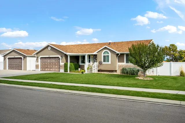 7043 S  Orion Hill Rd, West Jordan, UT 84081