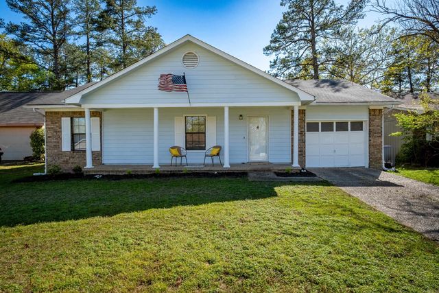 41 Oak Forest Loop, Maumelle, AR 72113