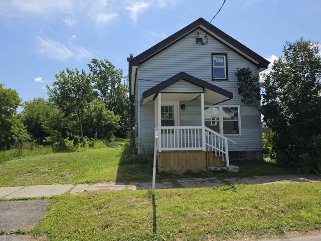 1105 Knox St, Ogdensburg, NY 13669
