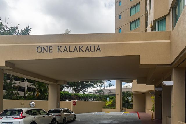 1314 Kalakaua Ave, Honolulu, HI 96826