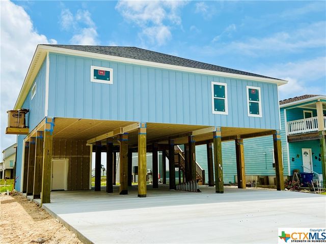 30 Whooping Crane St, Pt O Connor, TX 77982