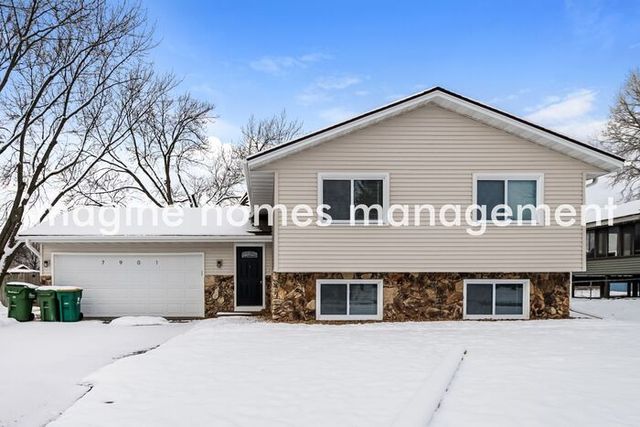 7901 Perry Ave N, Brooklyn Park, MN 55443