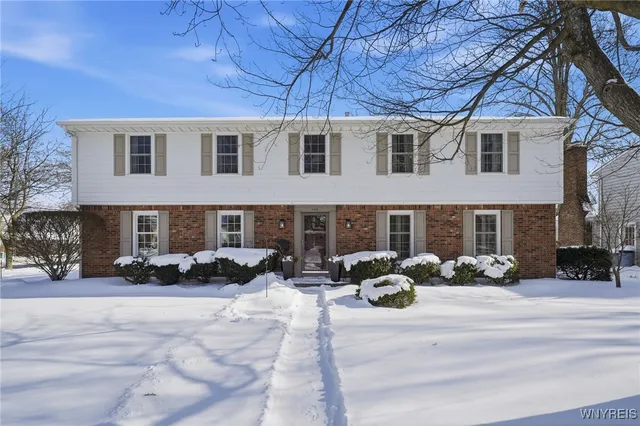 146 Bridle Path, Williamsville, NY 14221