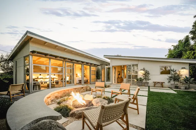 1076 Cheltenham Rd, Santa Barbara, CA 93105