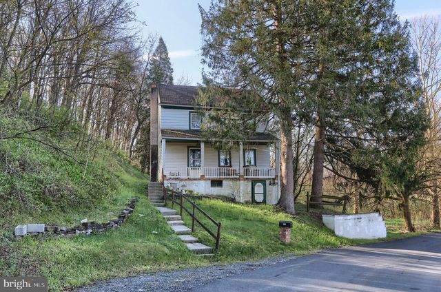 845 Nyes Rd, Hummelstown, PA 17036