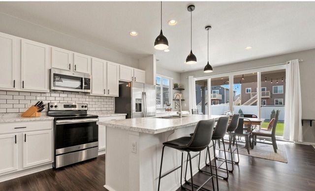 5240 Osbourne Dr, Windsor, CO 80550