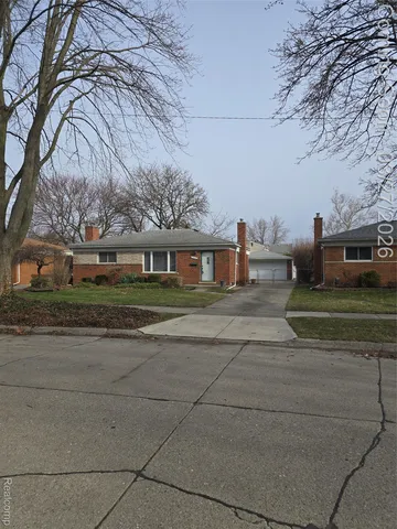 13015 Walter Ave, Warren, MI 48088