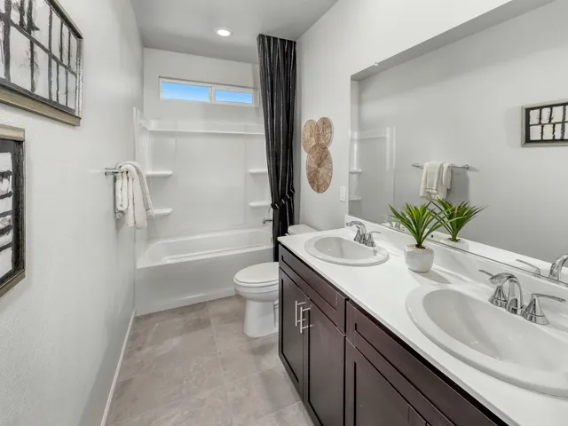 Residence 4 Plan in Eastwood at Machado Ranch, Manteca, CA 95337