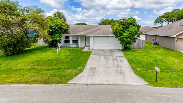 1226 SW Curry Street, Port Saint Lucie, FL 34983