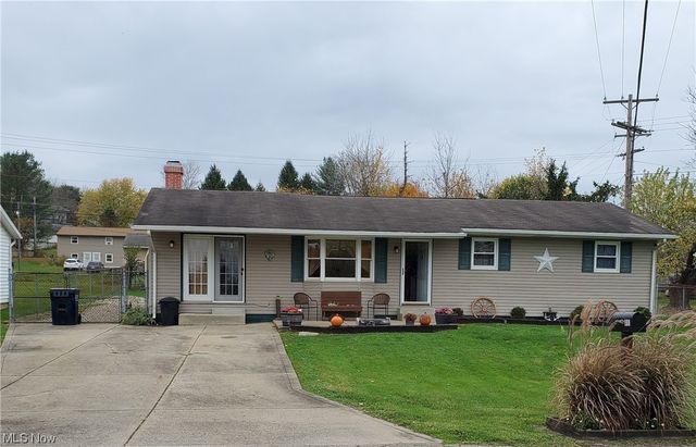 208 Meadowbrook Dr, Byesville, OH 43723