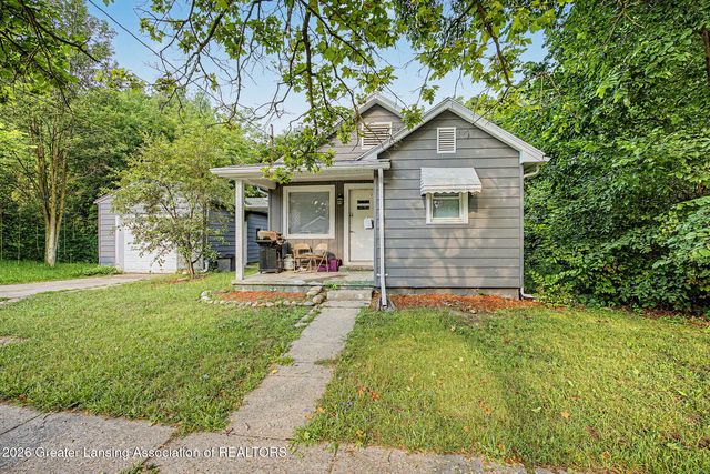 1118 McCullough St, Lansing, MI 48912