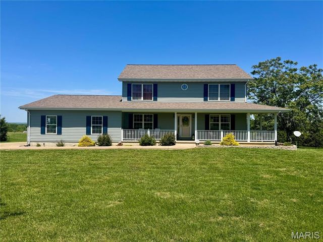 301 Ridgewood Ct, Farmington, MO 63640