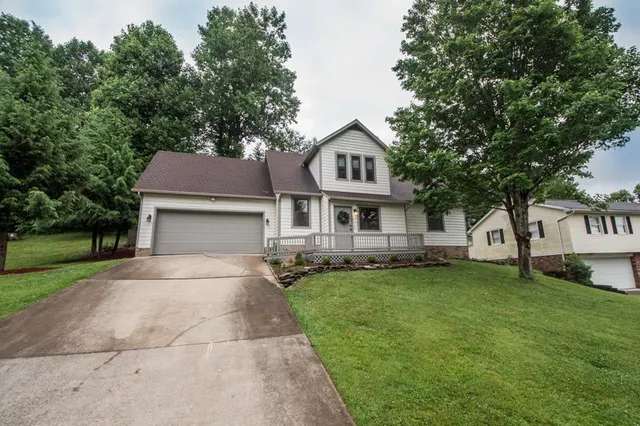 3326 Old Post Rd, Portsmouth, OH 45662