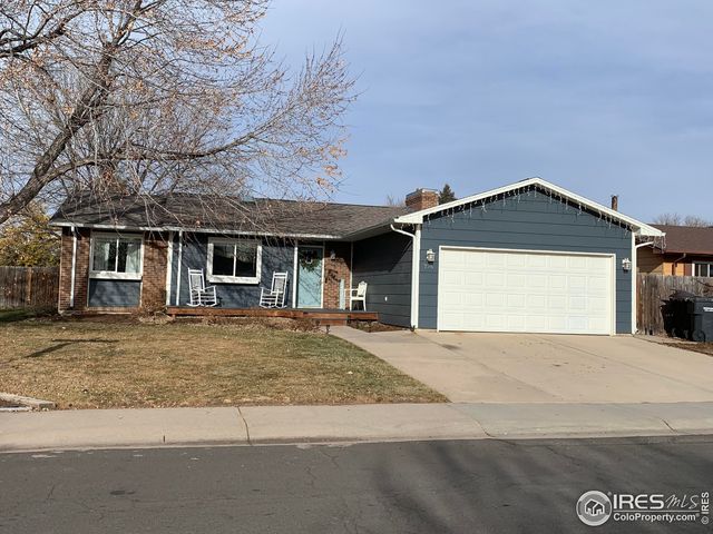 726 Parkview Mountain Dr, Windsor, CO 80550