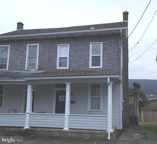 130 E  Spruce St, Williamstown, PA 17098