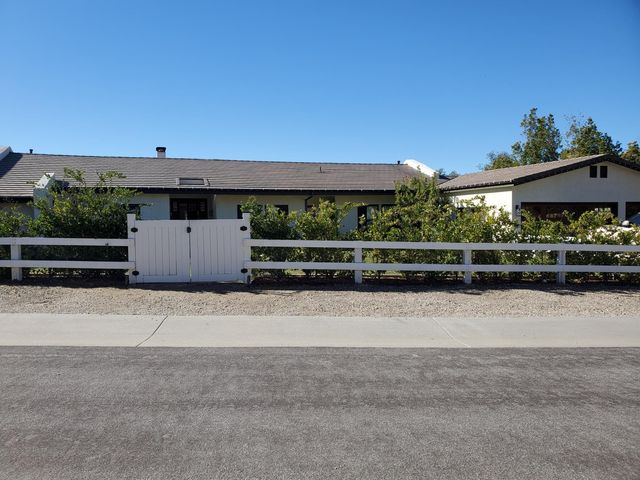9 Stallion Rd, Bell Canyon, CA 91307