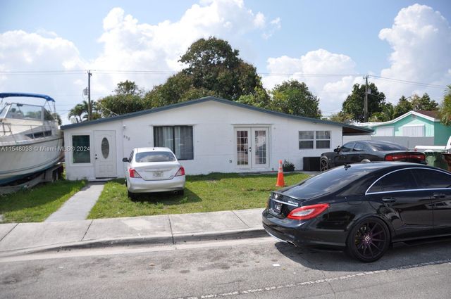 632 E  56th St, Hialeah, FL 33013