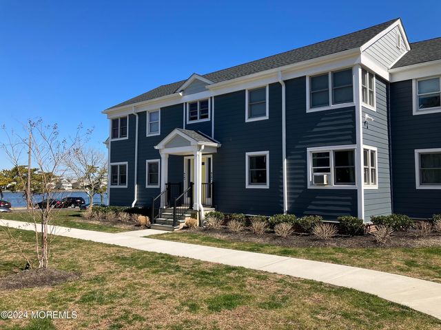 304 Deal Lake Dr #31, Asbury Park, NJ 07712