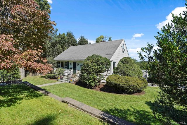 11 Riverview Avenue, Ardsley, NY 10502