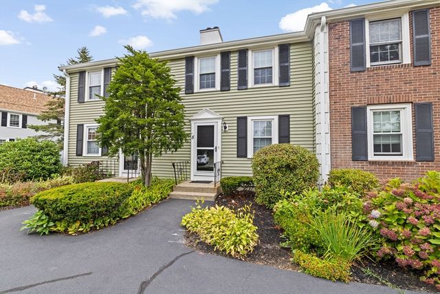 848 Plain St #5, Marshfield, MA 02050