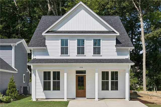 104 Blue Crab Point, Poquoson, VA 23662