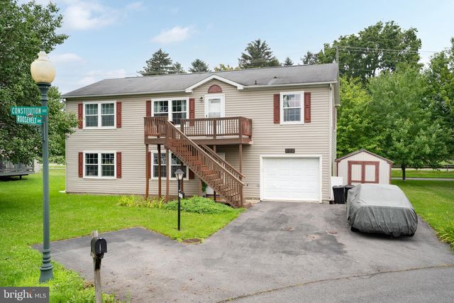 152 Roosevelt Ave, State College, PA 16801