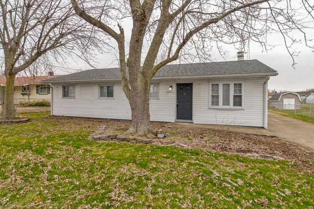 3427 30th St NE, Canton, OH 44705