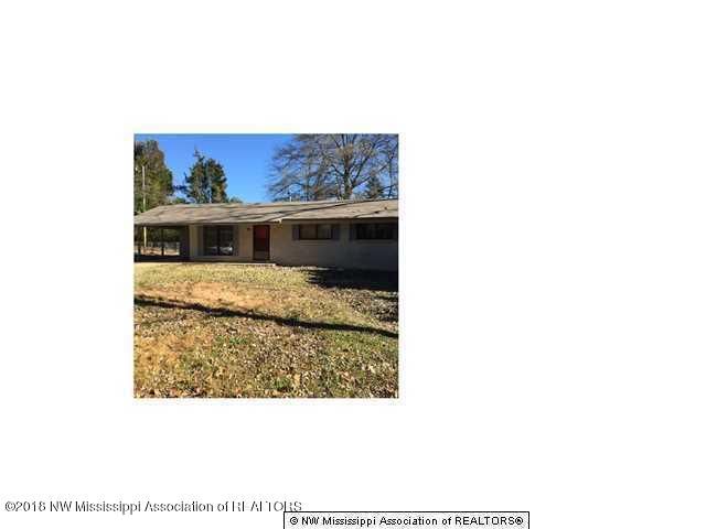 561 Colonial Dr, Holly Springs, MS 38635