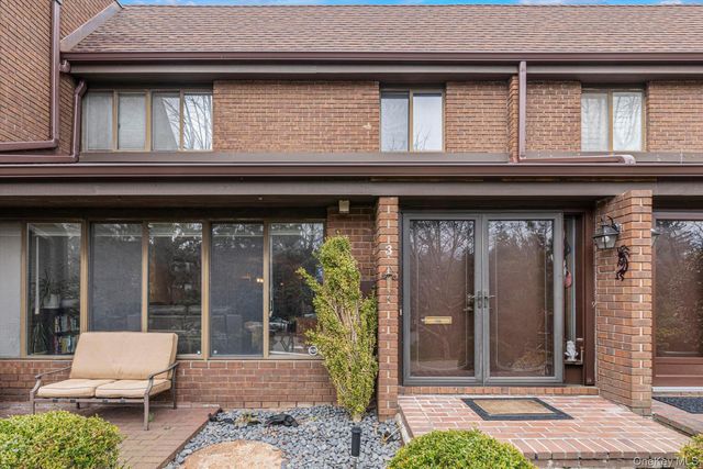 3 Oldfield, Roslyn, NY 11576
