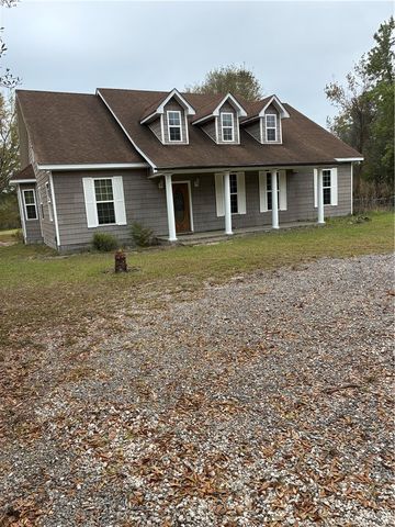16575 Old Post Rd, Waynesville, GA 31566