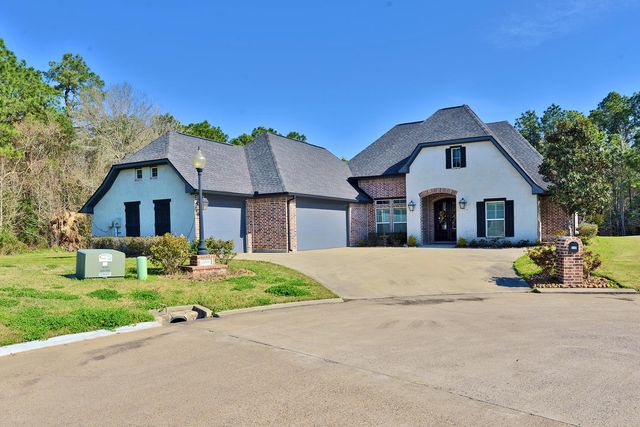 210 Bluewing Ct, Orange, TX 77630