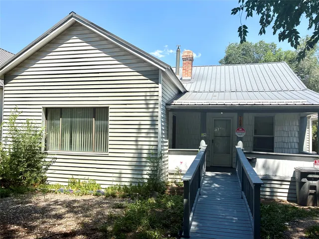 706 Lincoln Ave, Las Vegas, NM 87701