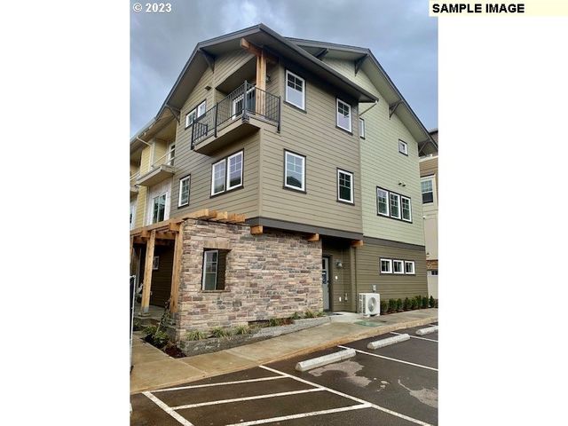 12011 SE High Creek Rd   #3E, Happy Valley, OR 97086