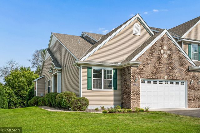11712 Emery Village Dr N, Champlin, MN 55316