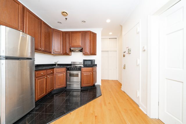 167 W  83rd St #2B, New York, NY 10024