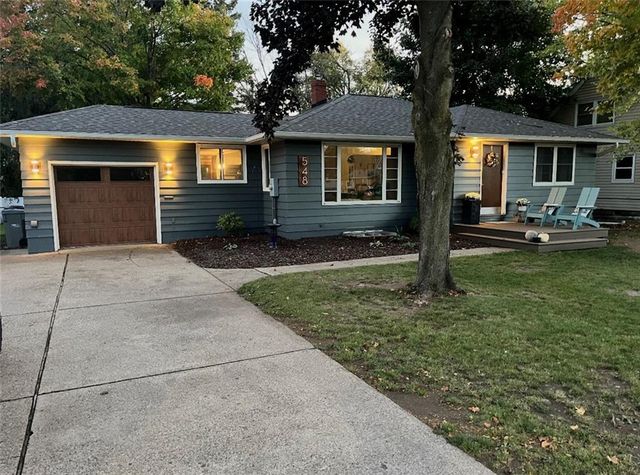 548 West 4th Street, New Richmond, WI 54017