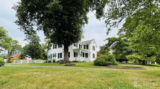 1 Cranbury Neck Rd, Cranbury, NJ 08512
