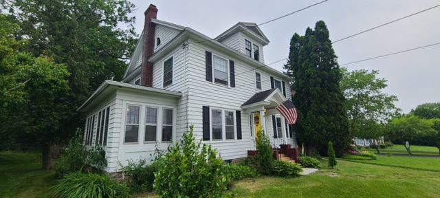 3410 James St, Syracuse, NY 13206