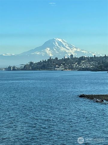 4907 Main Street #312, Tacoma, WA 98407