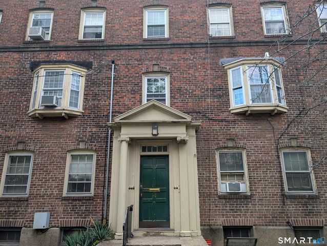 557 Wilmot Avenue #6, Bridgeport, CT 06607
