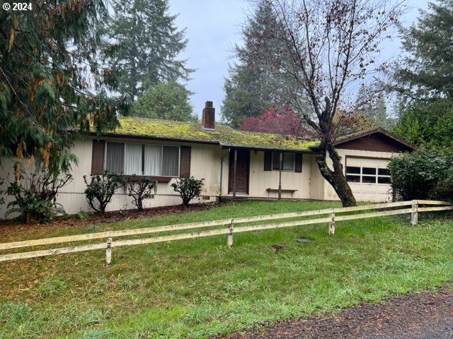 57178 Gladewood Rd, Coquille, OR 97423