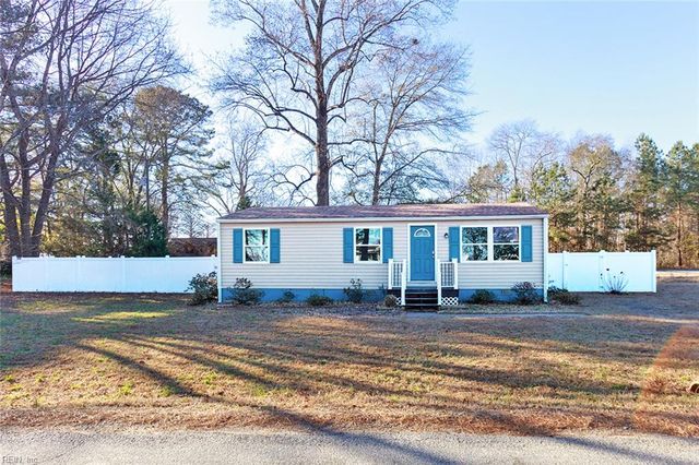 1010 Riverside Dr, Lanexa, VA 23089