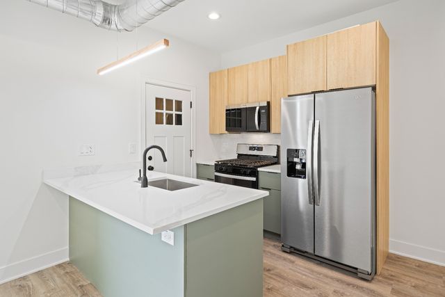 5616 N  Washtenaw Ave #102, Chicago, IL 60659