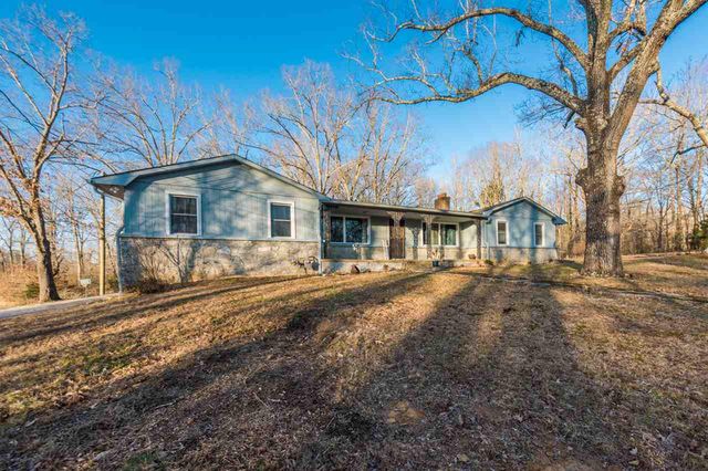 494 Northwood St, Parsons, TN 38363