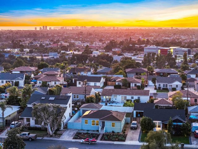 4220 E  Overlook Dr, San Diego, CA 92115