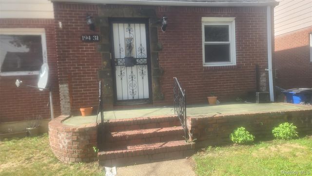 194-31 115th Dr, Saint Albans, NY 11412