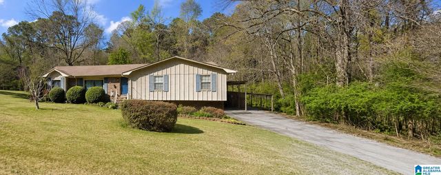 204 Laurel Dr, Gardendale, AL 35071