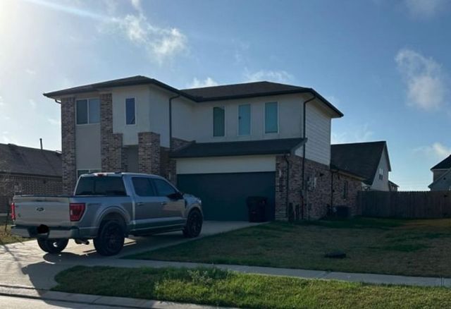 14910 Rain Tree Dr, Baytown, TX 77523