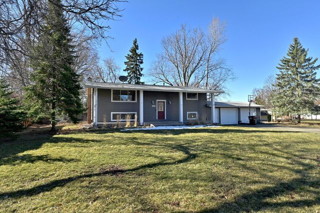 4919 Independence St, Maple Plain, MN 55359